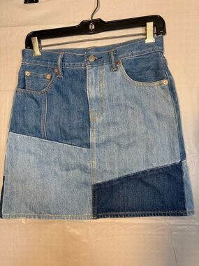 163. Lévis Denim Patchwork Mini Skirt - Blue
